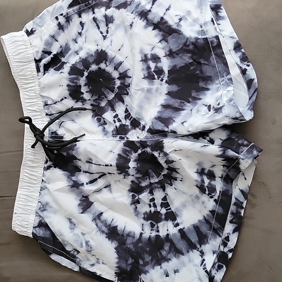 NEW - Men's Blue and White Swim Trunks - Picture 1 of 4